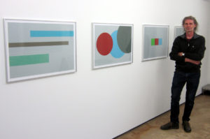 Hansjörg Müller 2020 in der Galerie Rössli, Balsthal. (Foto: Eva Buhrfeind)