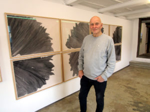 Marcel Peltier 2026 in der Galerie Rössli in Balsthal. (Foto: Eva Buhrfeind)